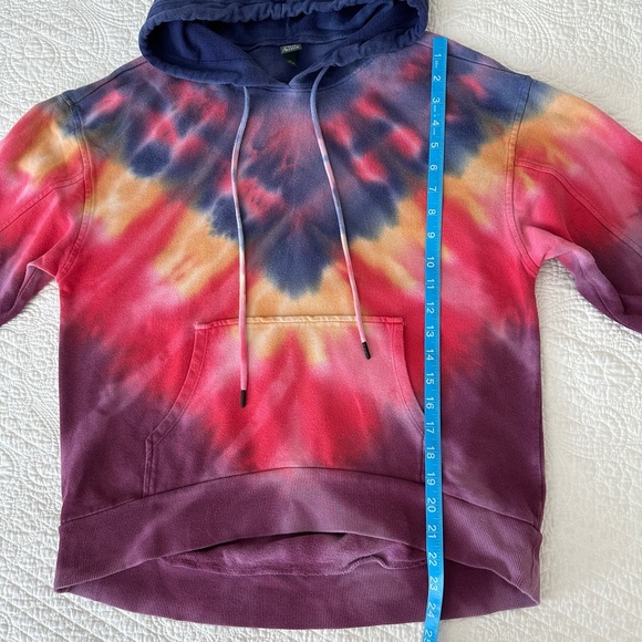 Target Wild Fable Tie Dye Hoodie Sweatshirt Pullover Small - Picture 7 of 9